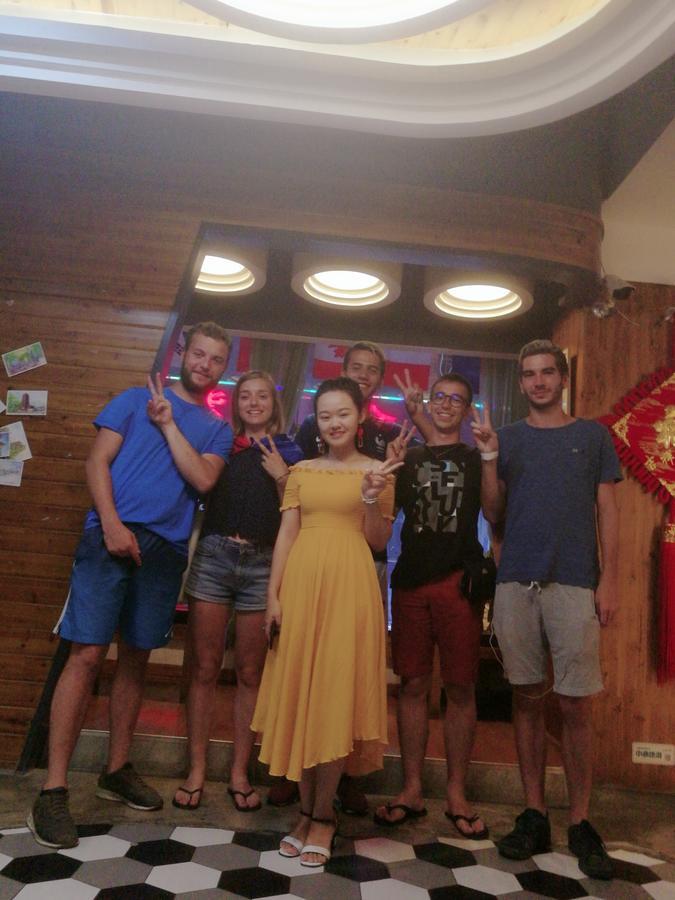 Chaqiyu Zhangjiajie 1982 Chujian International Youth Hostel מראה חיצוני תמונה