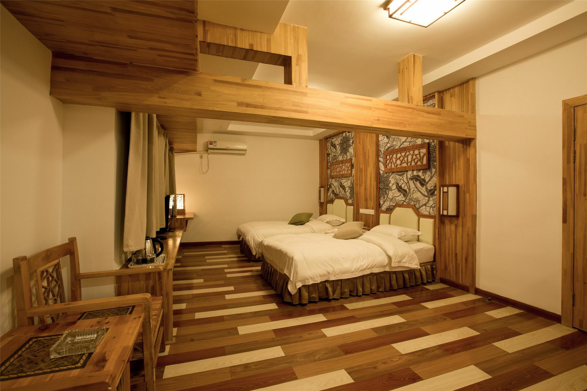 Chaqiyu Zhangjiajie 1982 Chujian International Youth Hostel מראה חיצוני תמונה