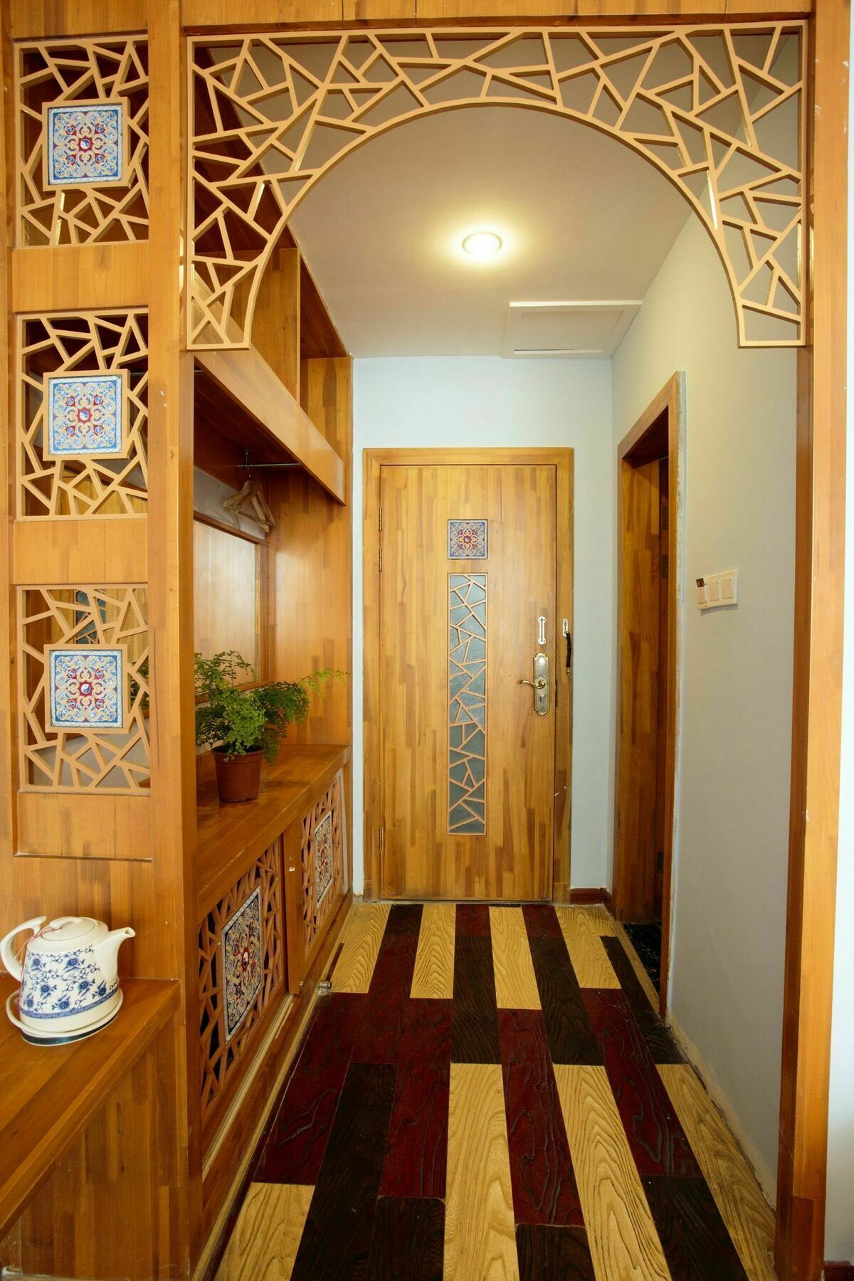 Chaqiyu Zhangjiajie 1982 Chujian International Youth Hostel מראה חיצוני תמונה
