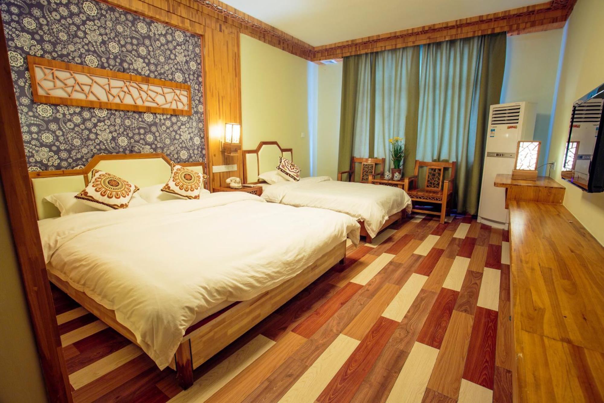 Chaqiyu Zhangjiajie 1982 Chujian International Youth Hostel מראה חיצוני תמונה